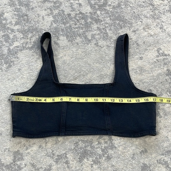 New Good American Denim Light Compression Bra Crop Top Black Sz 4 - Picture 9 of 10
